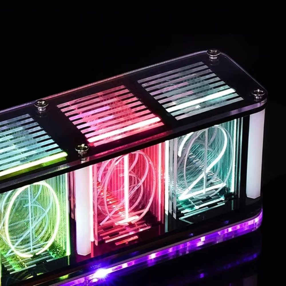Neon-Pulse-Clock – RGB Glow Meets Modern Desk Design